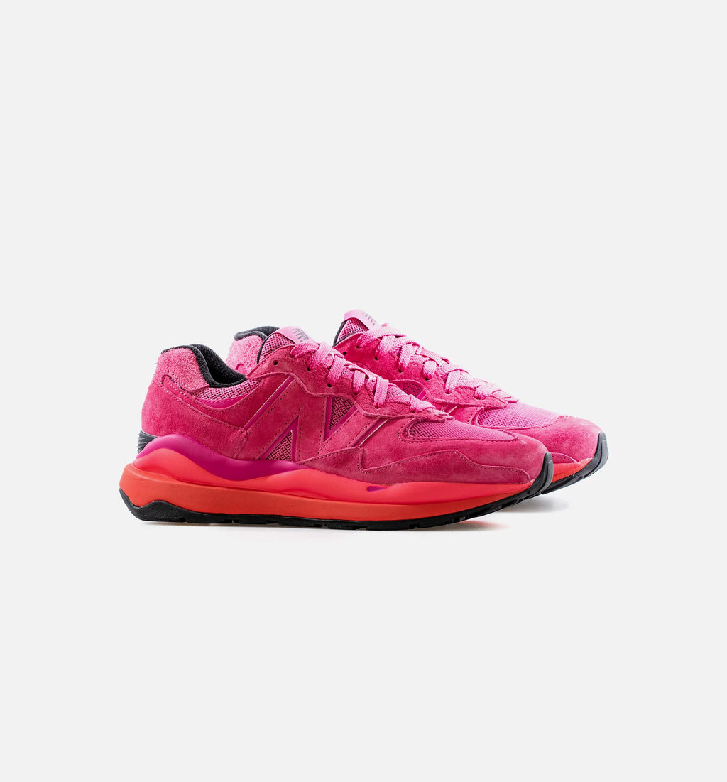 57 40 Valentines Mens Lifestyle Shoe Pink Black