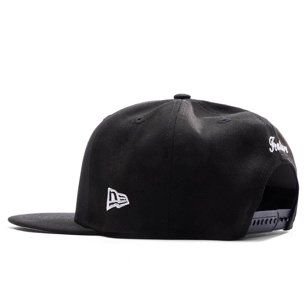 Feature x New Era Old English Plaza Snapback Black Snow Grey