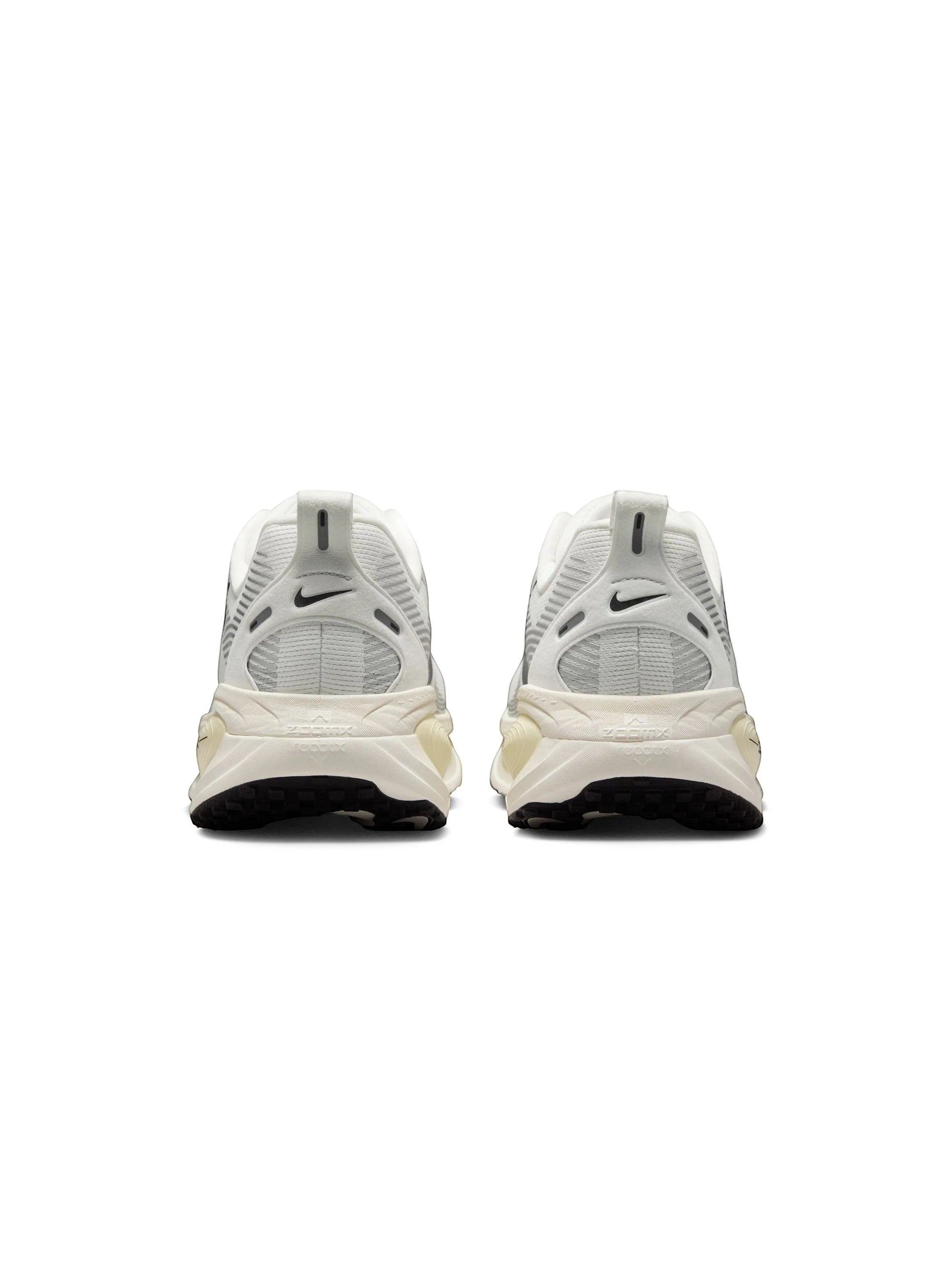Nike Vomero 18 Mens Shoe