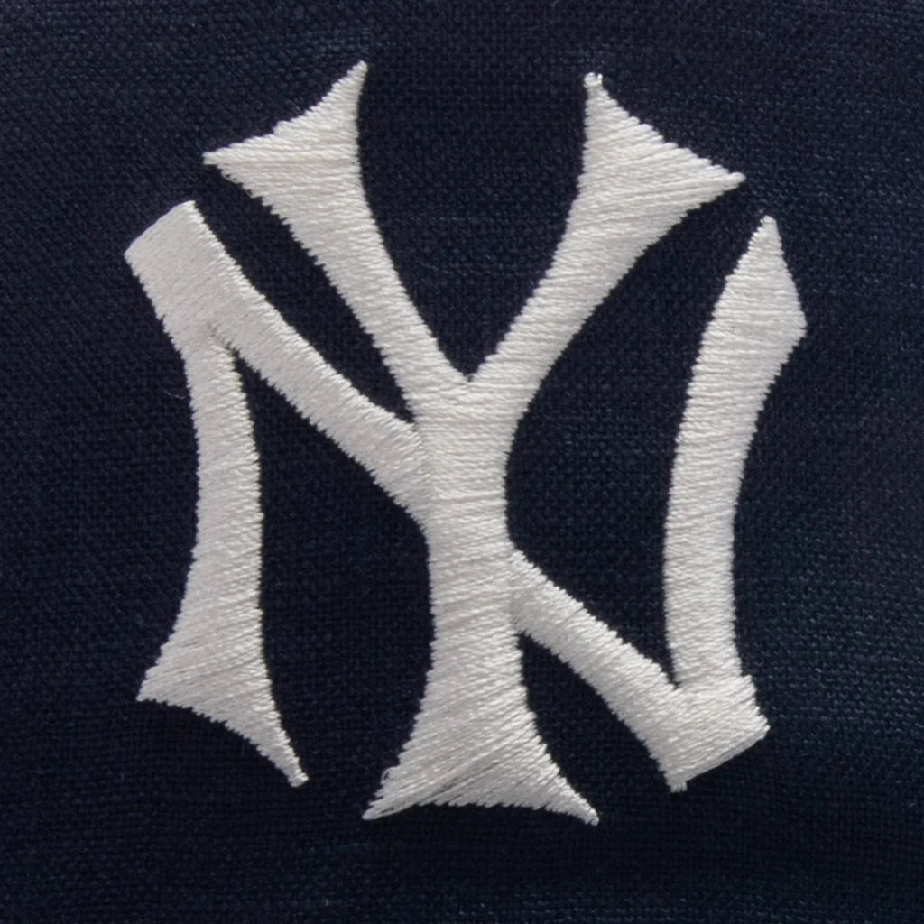 Pearl Rope Golfer New York Yankees