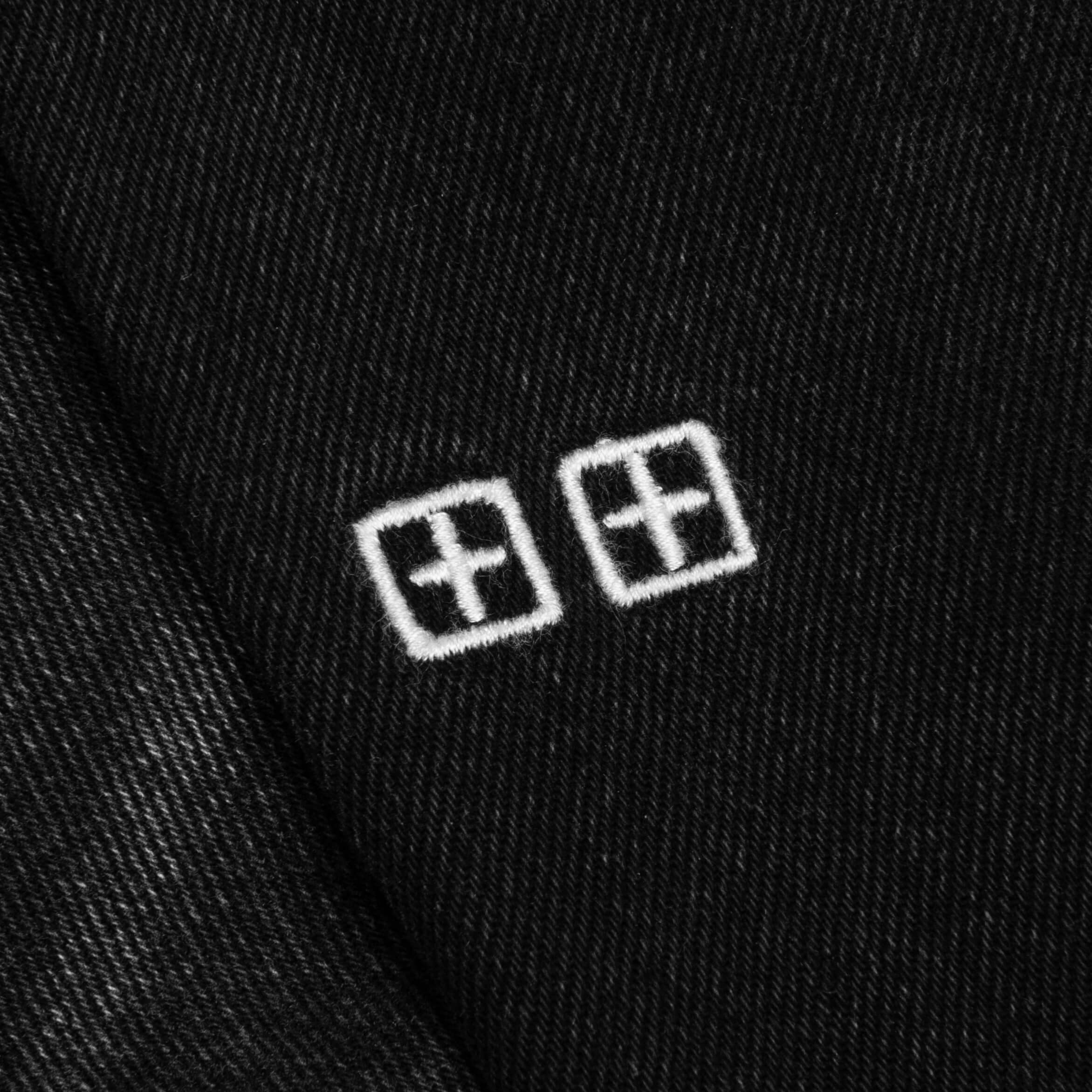 Bronko Emblem Black