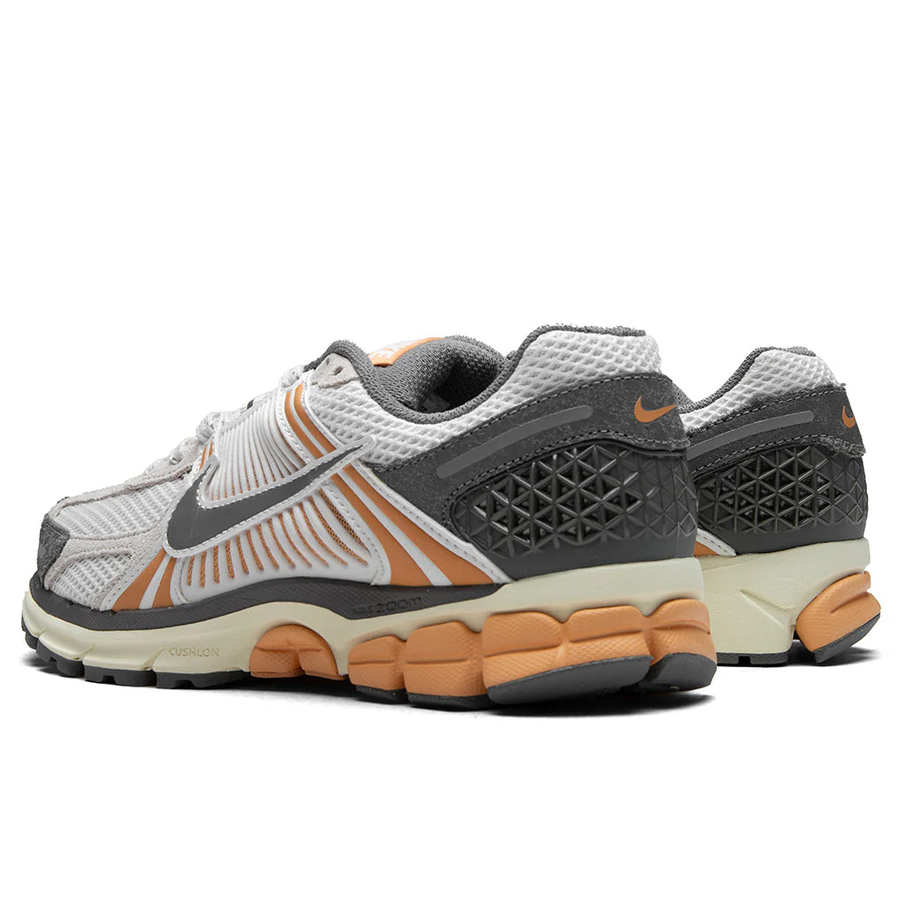 Zoom Vomero 5 Phantom Flat Pewter Copper Moon