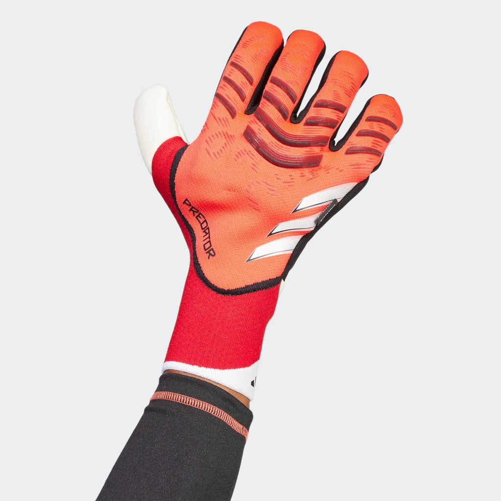 adidas Predator Pro Fingersave Goalkeeper Gloves Luci Red Black Pure Ruby