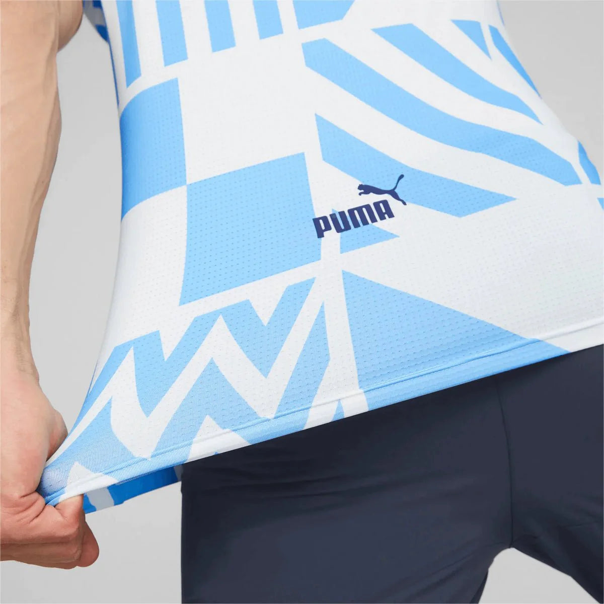 PUMA Manchester City Pre Match Jersey 2022 2023