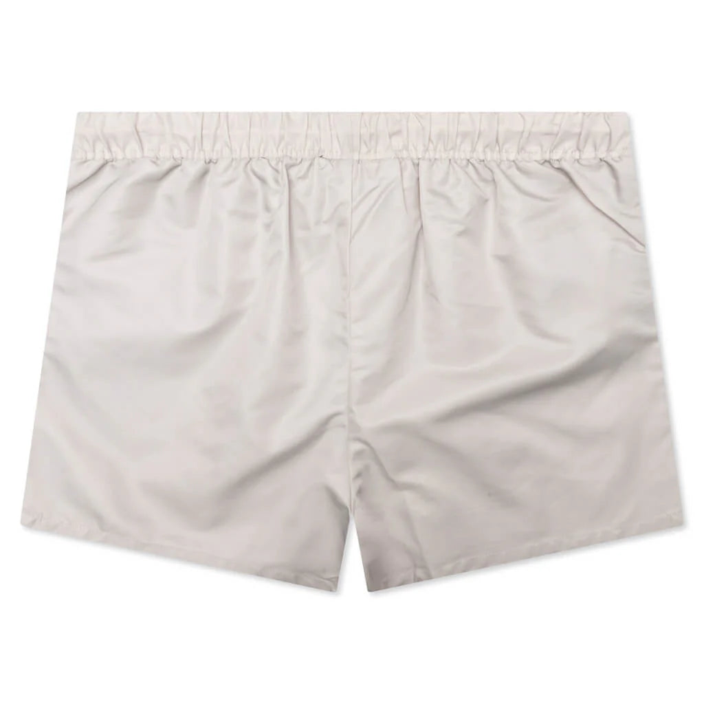 Running Short Silver Cloud