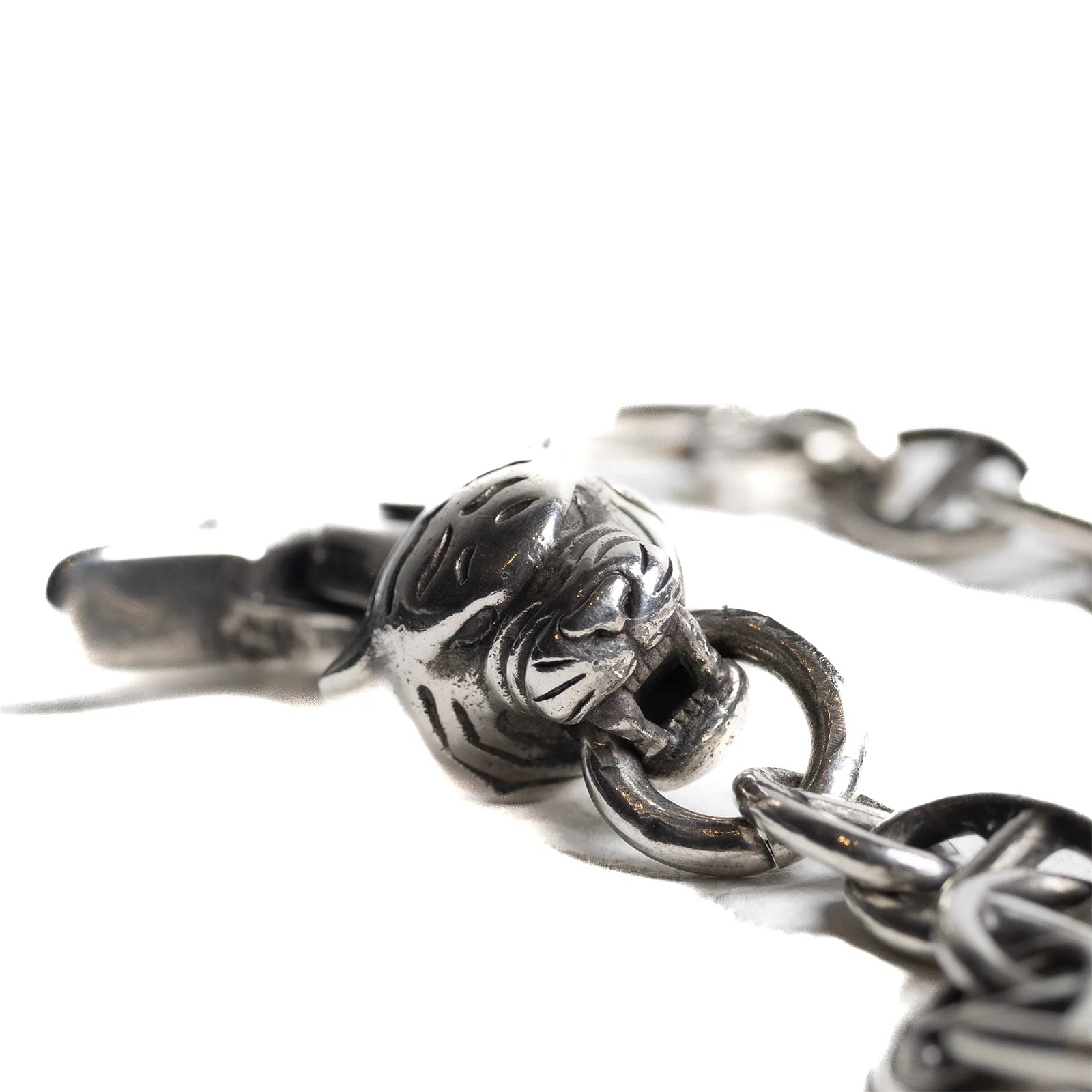 VINS VINTAGE ACCESSORYS
