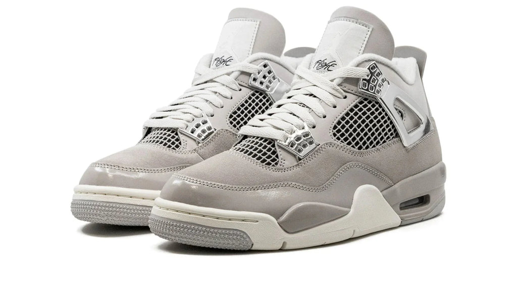 AIR JORDAN 4 WMNS Frozen Moments