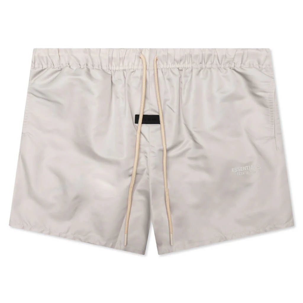 Running Short Silver Cloud