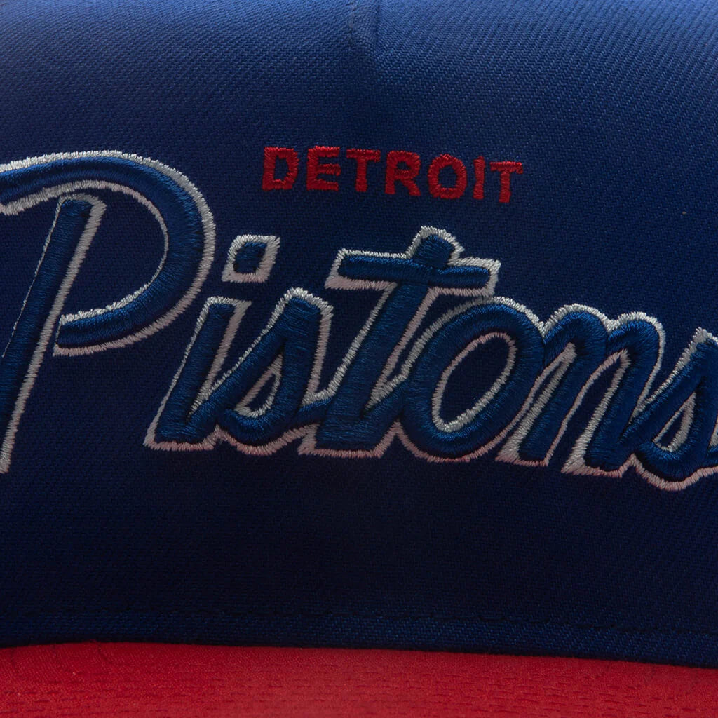 9FIFTY A Frame Curved Hardwood Classics Script Snapback Detroit Pistons