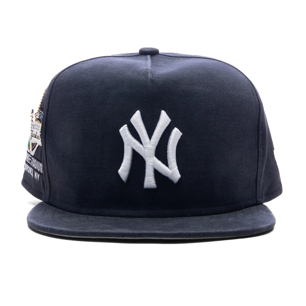 59FIFTY A Frame Championship Side Flag New York Yankees