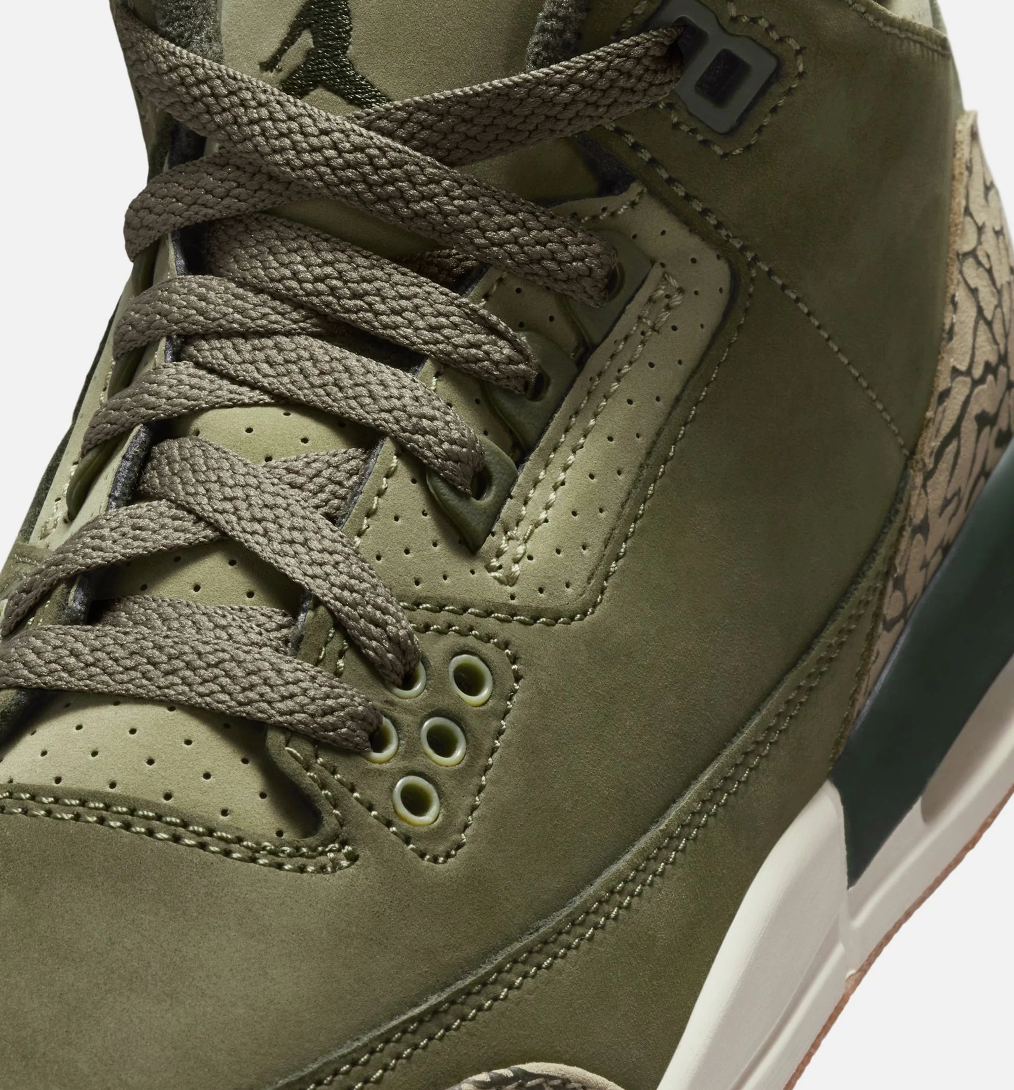 Air Jordan 3 Retro Medium Olive Grade School Lifestyle Shoe Medium Olive Sequoia Neutral Olive Sail