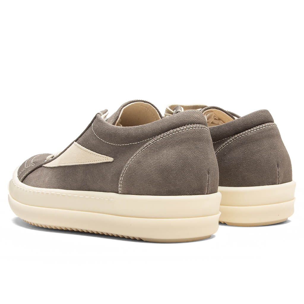 Vintage Sneaks Dust Milk