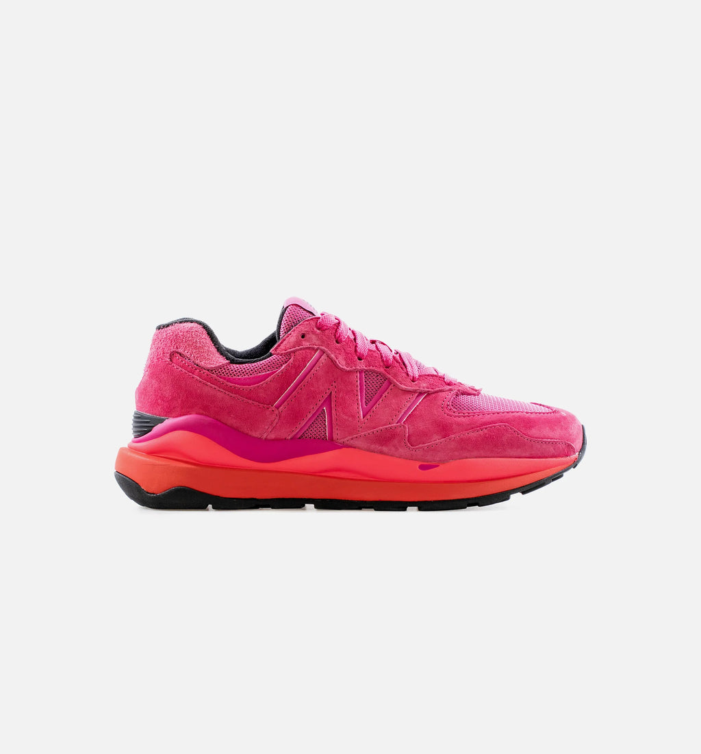 57 40 Valentines Mens Lifestyle Shoe Pink Black