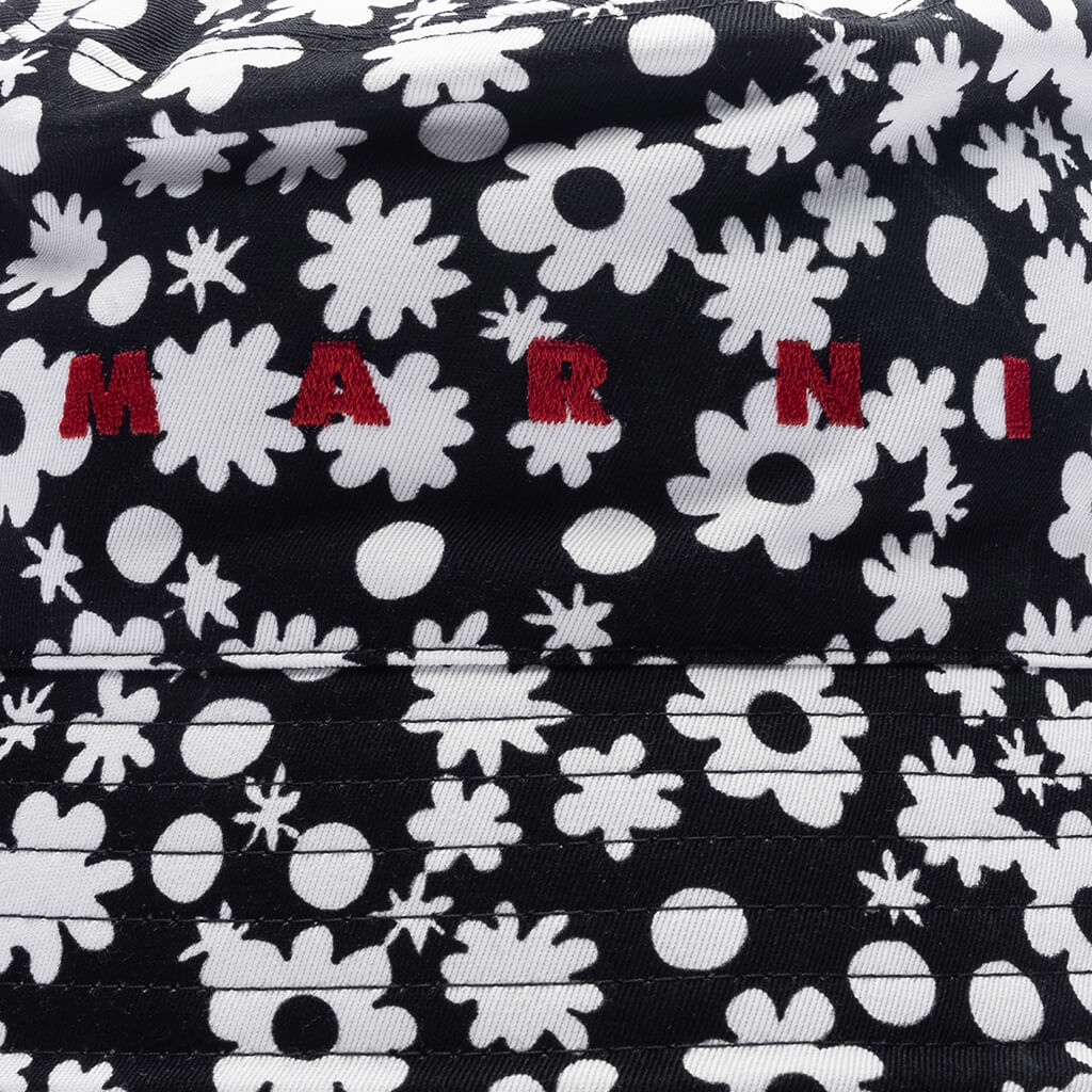 Pop Fields Bucket Hat Black