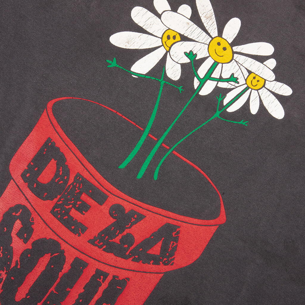 Saint M6 x De La Soul Is Dead S S Tee Black