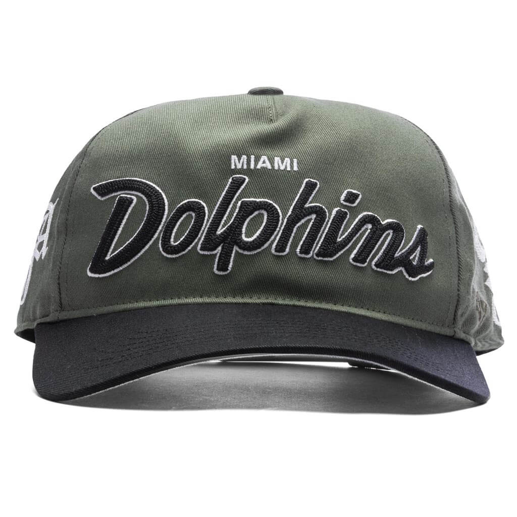 Feature x 47 Brand Chain 47 Hitch RF Miami Dolphins