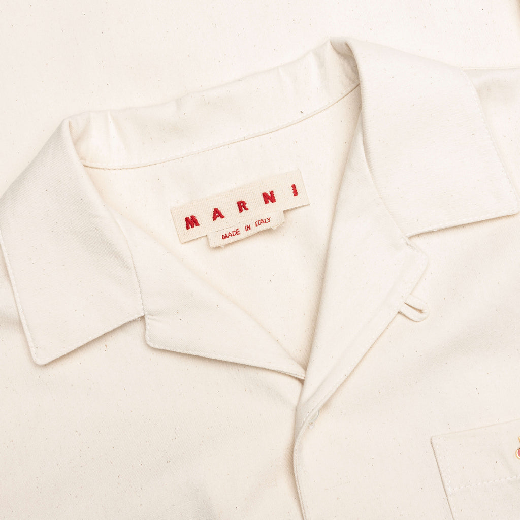 Cream Denim Short Sleeve Shirt with Trunakaroo Plaque Bone