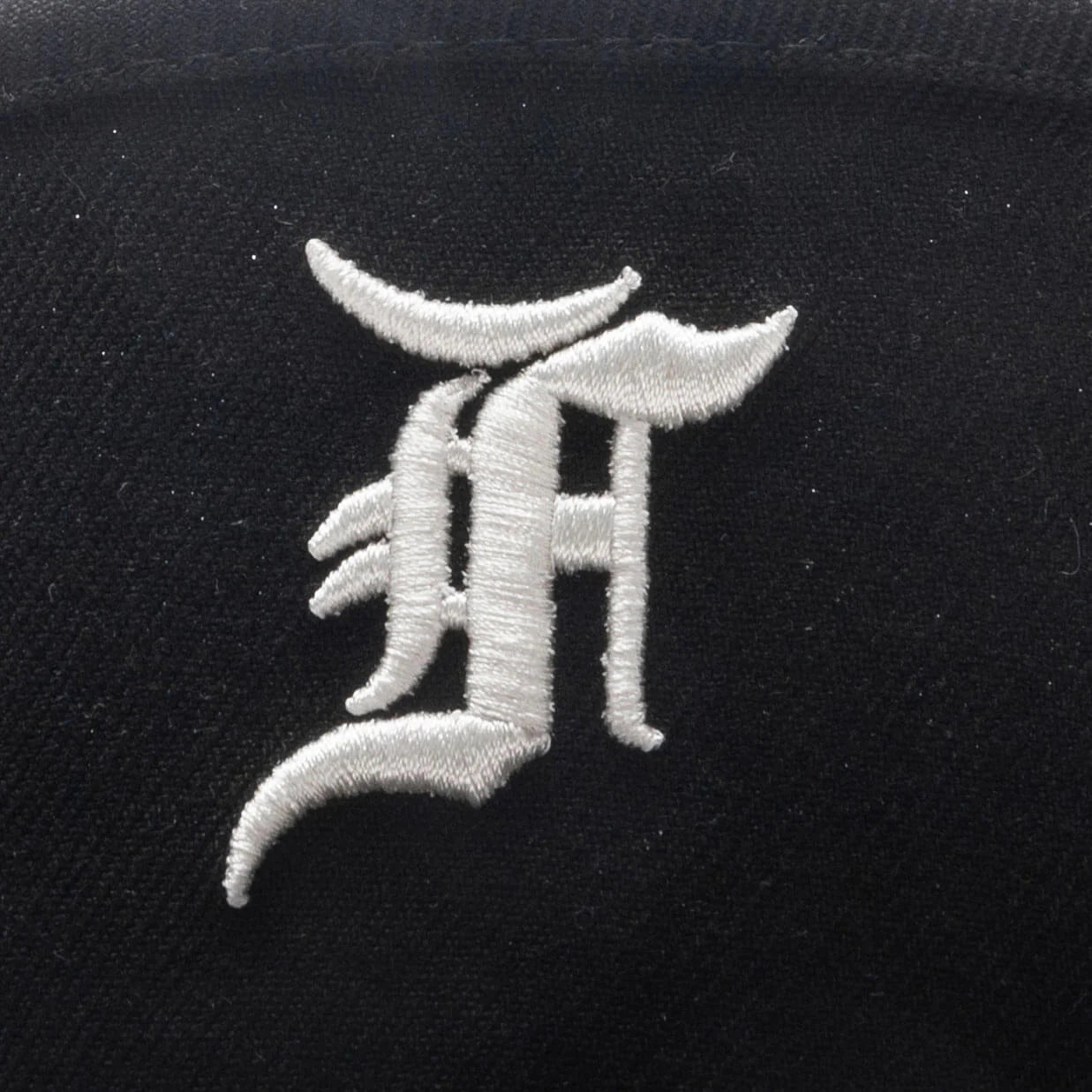 New Era x Fear of God Essentials Fitted Visor Detroit Tigers Black