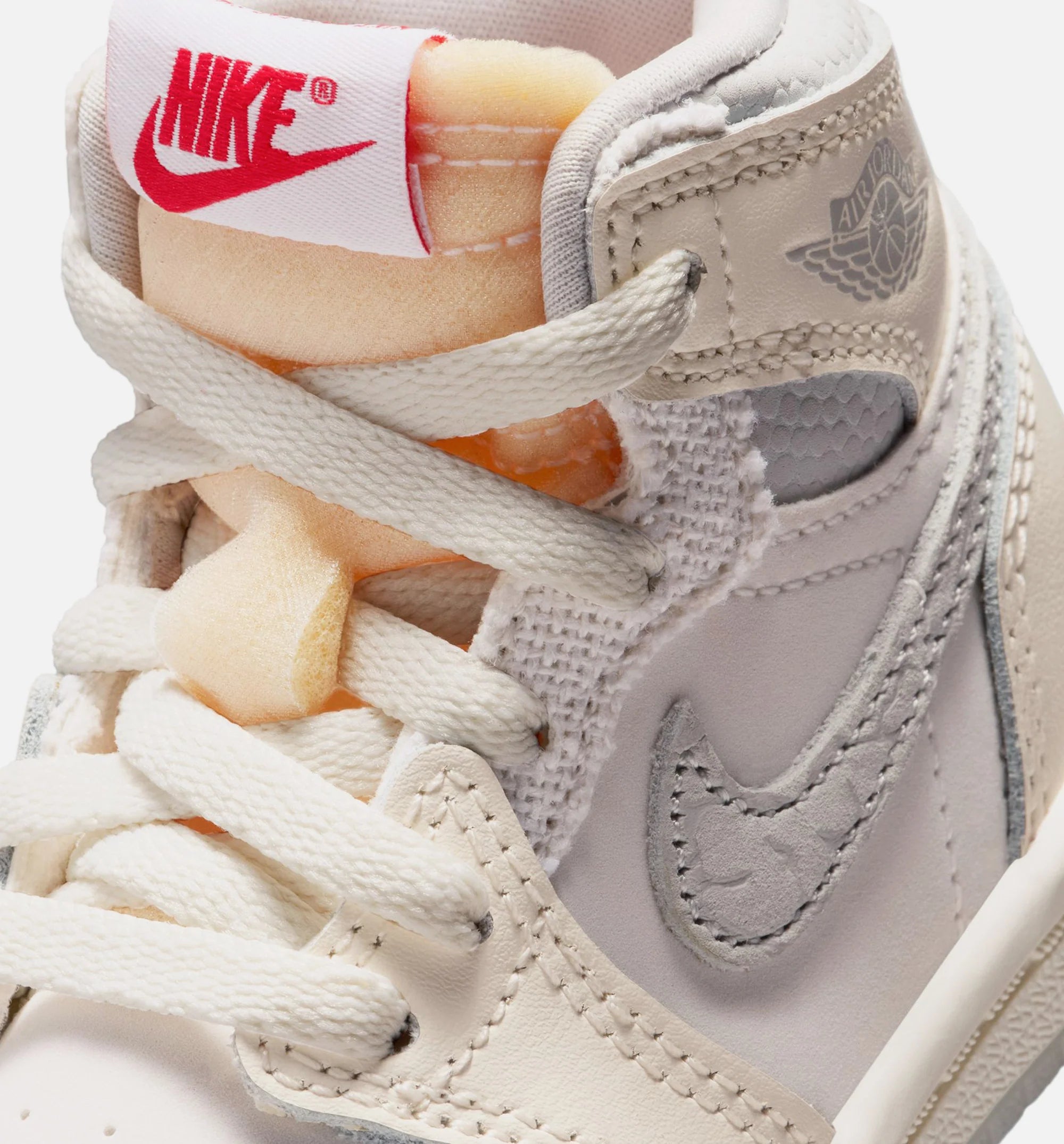 Air Jordan 1 Retro High OG Sail Infant Toddler Lifestyle Shoe Sail University Red Pale Ivory Coconut Milk Phantom