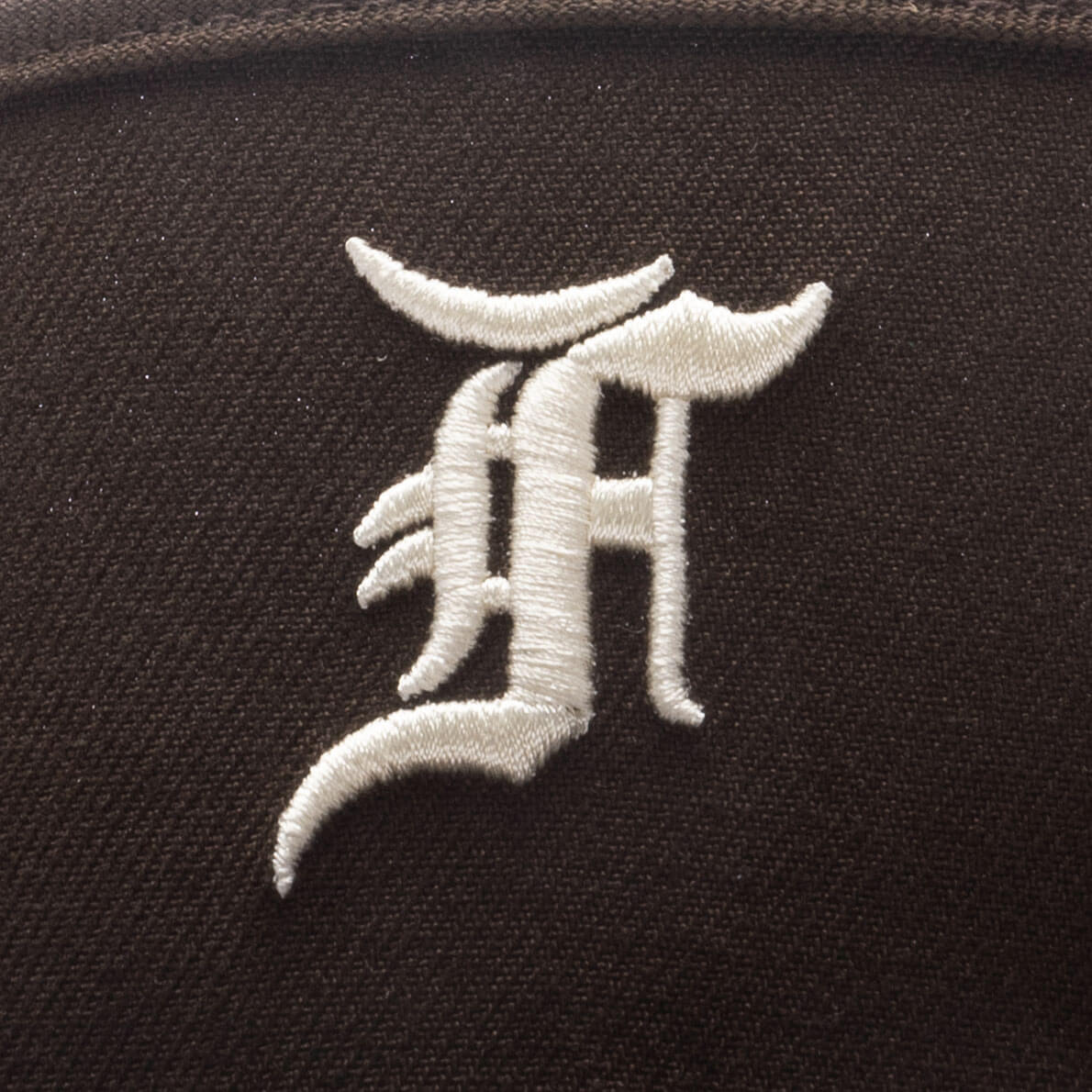 New Era x Fear of God Essentials Fitted Visor Detroit Tigers Walnut