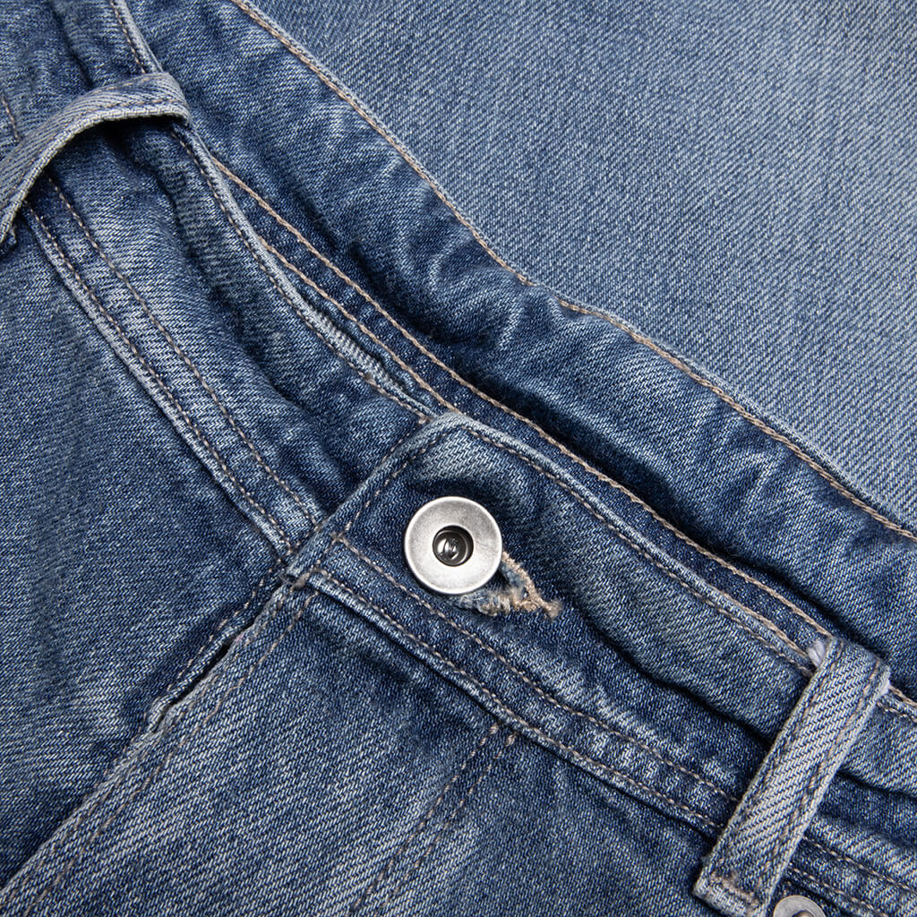 Stud Denim Shorts Light Blue