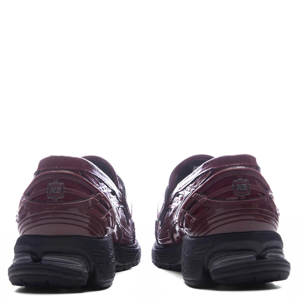 1906L Red Croc Monarch Burgundy