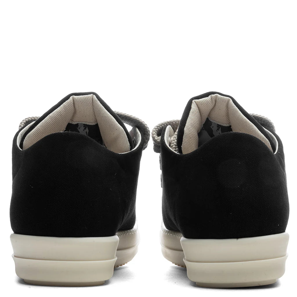 Jumbo Lace Puffer Low Sneaks Black Milk