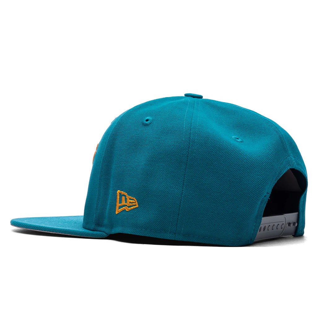 FEATURE x New Era 9FIFTY Cutlass Tidal Wave Peach