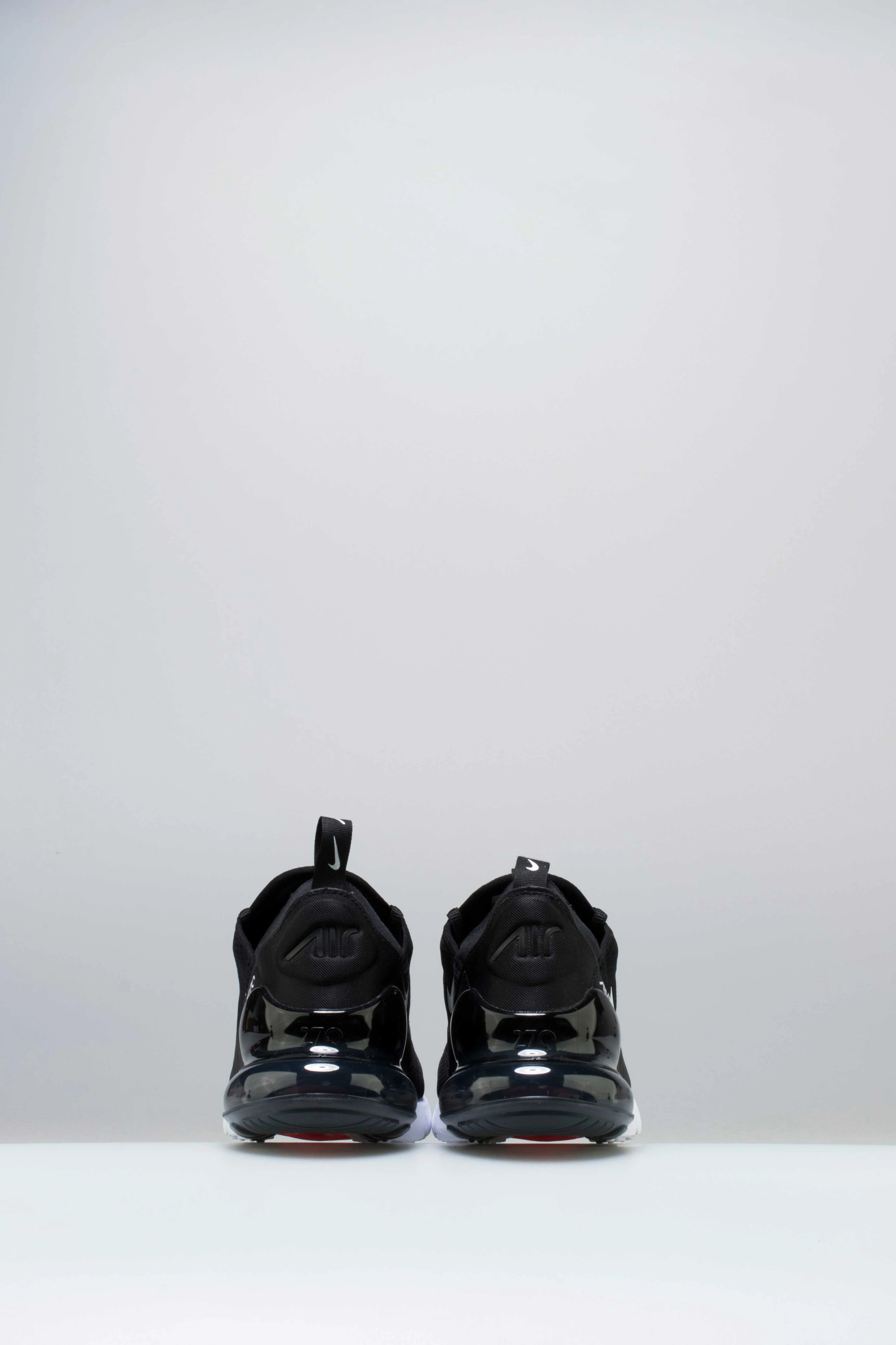 Air Max 270 Mens Shoe Black White Anthracite