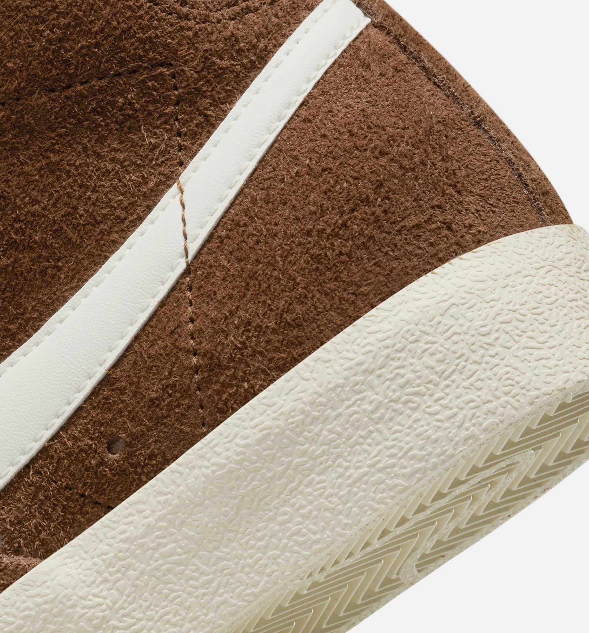 Blazer Mid 77 Vintage Womens Lifestyle Shoe Brown Beige
