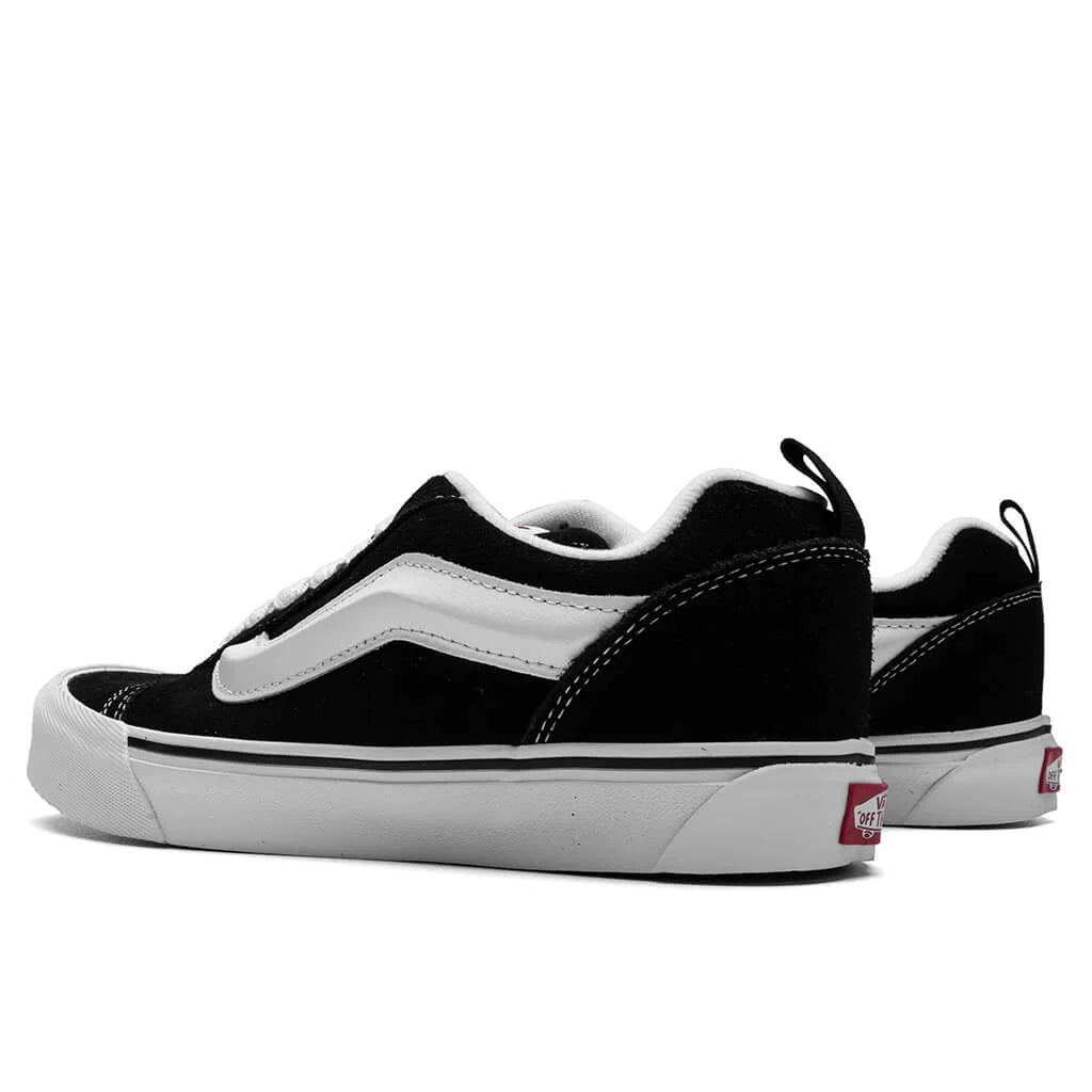 Knu Skool Black True White
