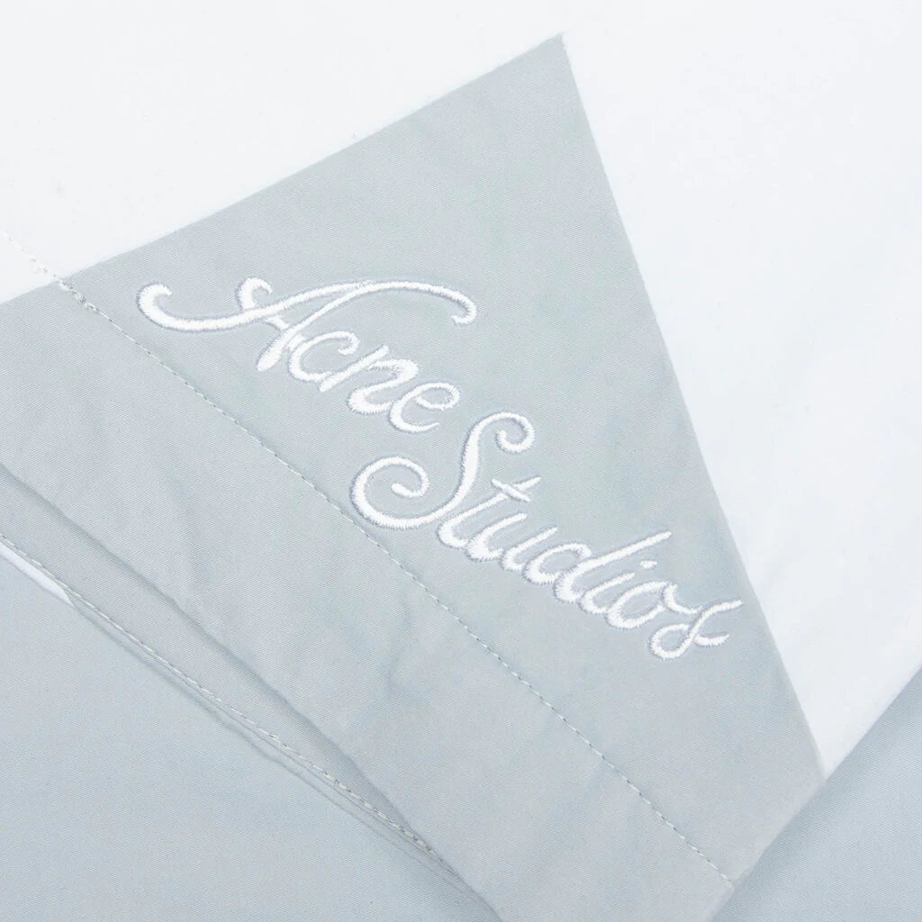 Embroidered Logo Shorts Cold Grey
