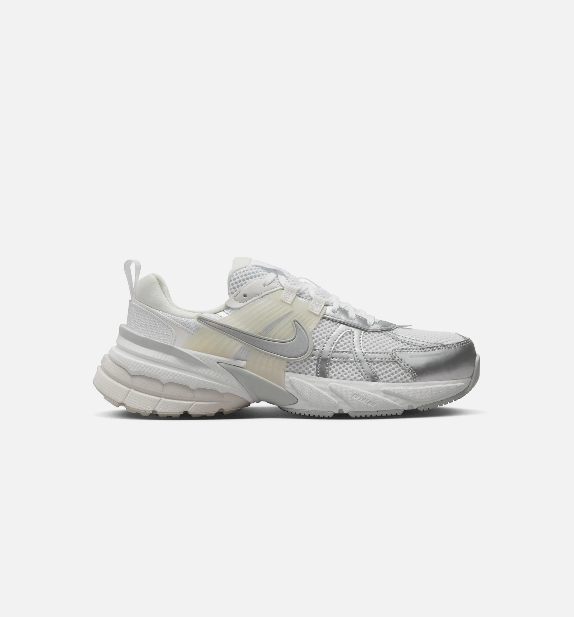 V2K Run Womens Lifestyle Shoe White Platinum Tint Pure Platinum Metallic Silver