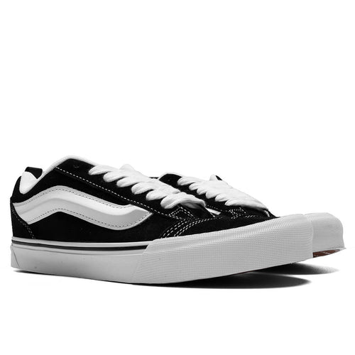 Knu Skool Black True White