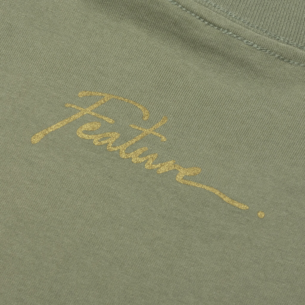 Feature x Wynn Plaza Tee Oil Green