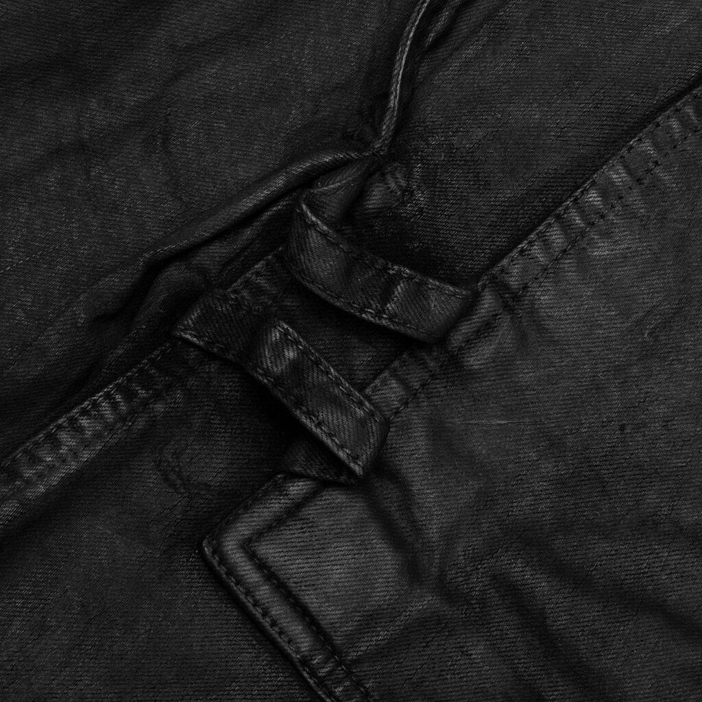 Stefan Cargo Shorts Black