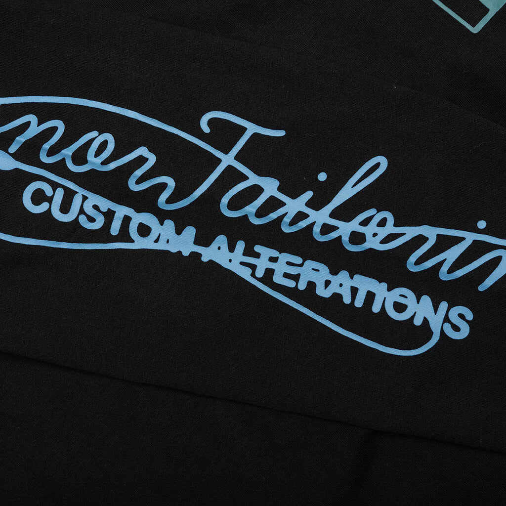 HTG Mall Logo L S Tee Black