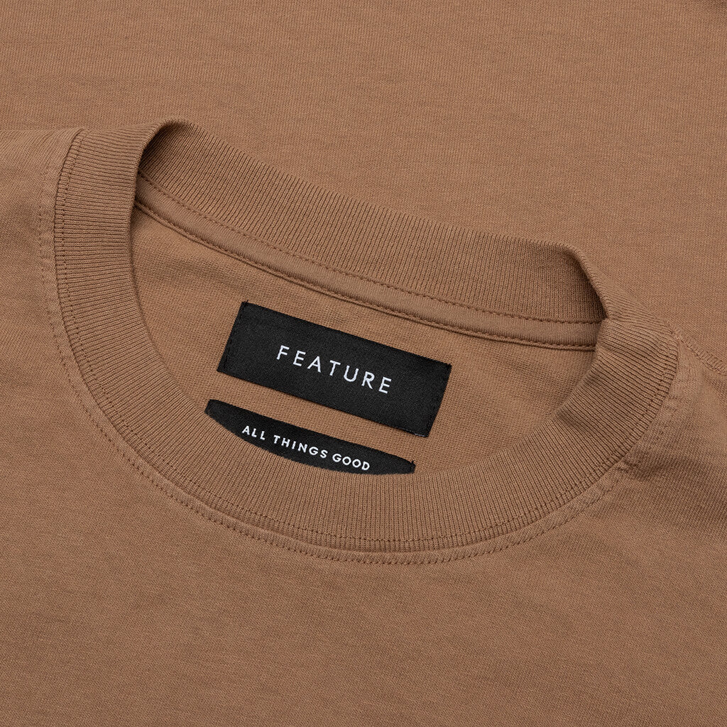 Feature x Wynn Logo Lock Up Tee Sea Turtle