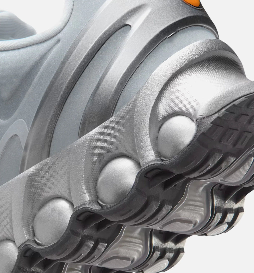 Air Max DN Metallic Silver and Black Mens Lifestyle Shoe Metallic Silver Black