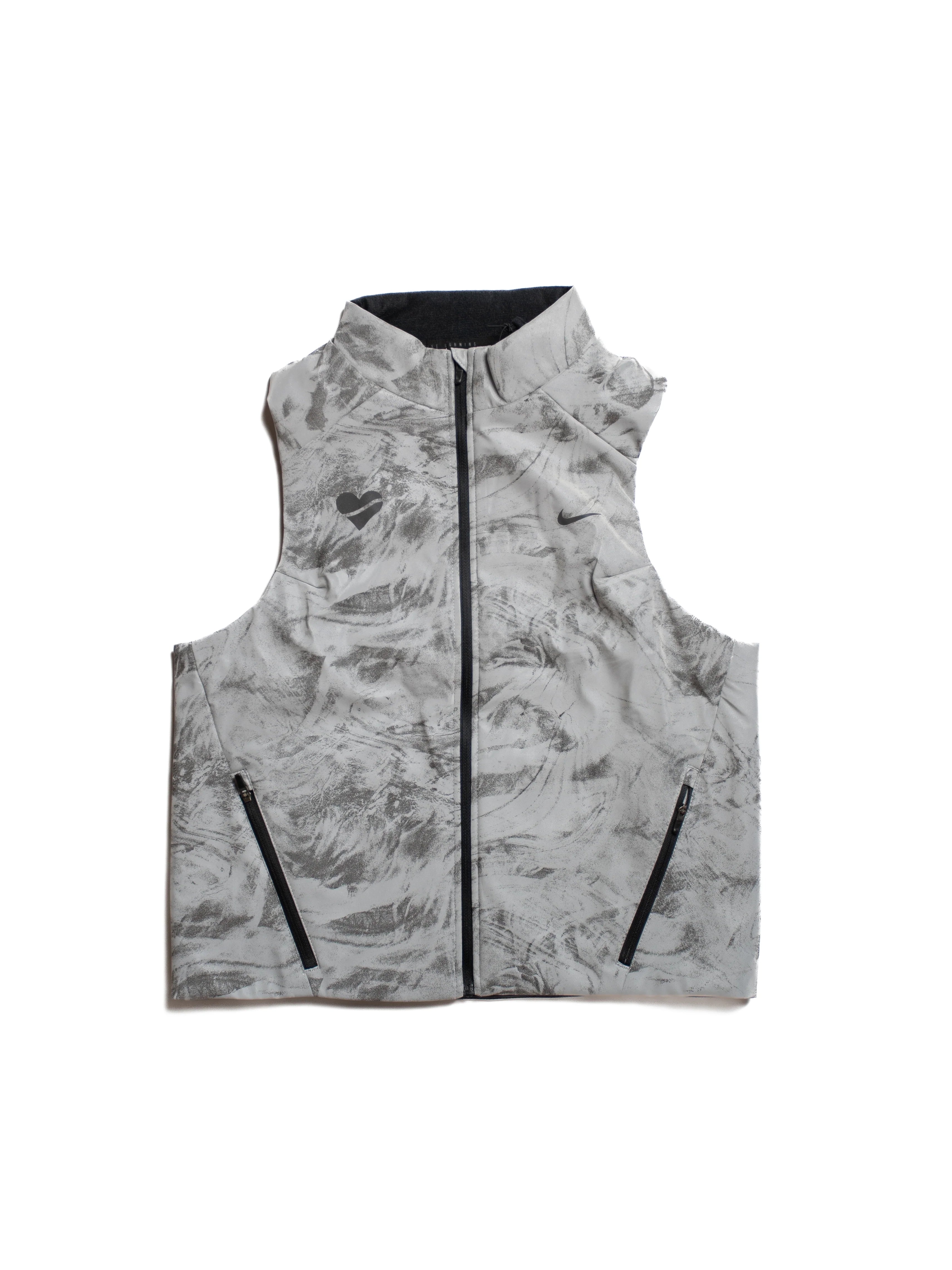 Nike Womens Swift Therma FIT ADV Reflective Running Vest