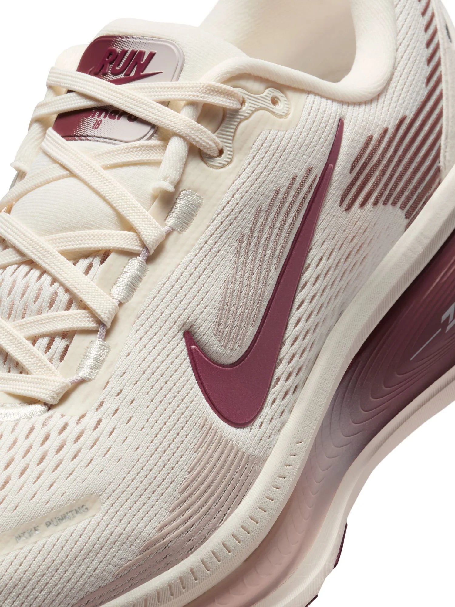 Nike Vomero 18 Womens Shoe