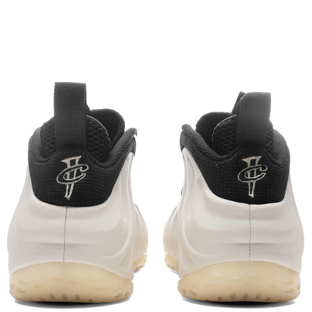 Air Foamposite One Black Team Gold Light Orewood Brown