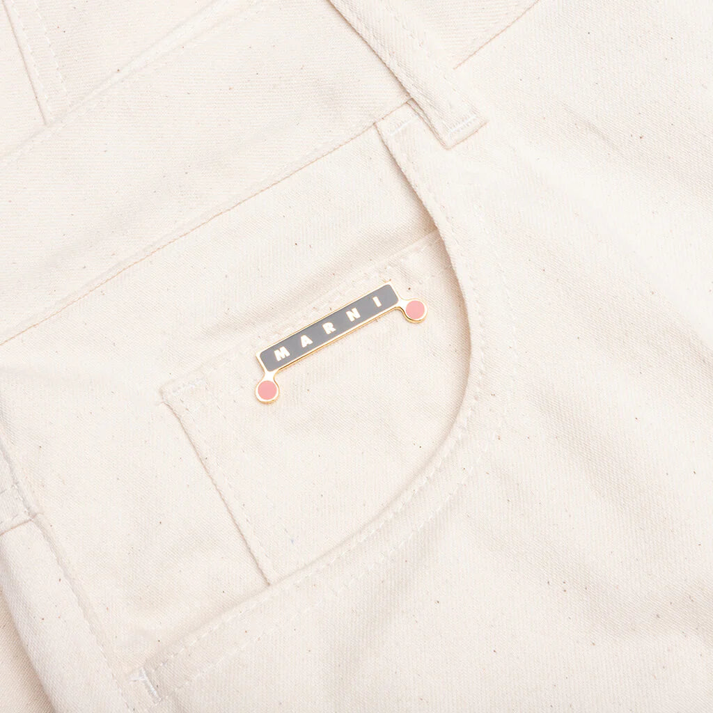 Cream Denim Shorts with Trunakaroo Plaque Bone