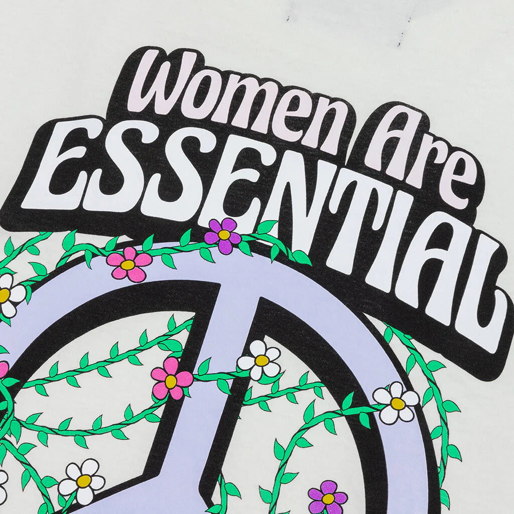 Celebrate Women Tee Marshmallow