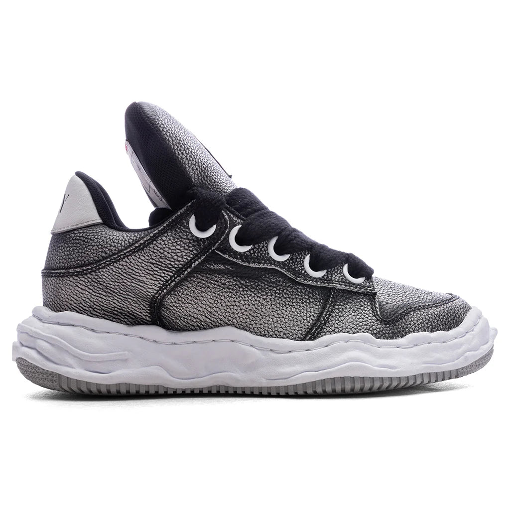 Wayne Puffer Low OG Sole Brushed Shrink Leather Black