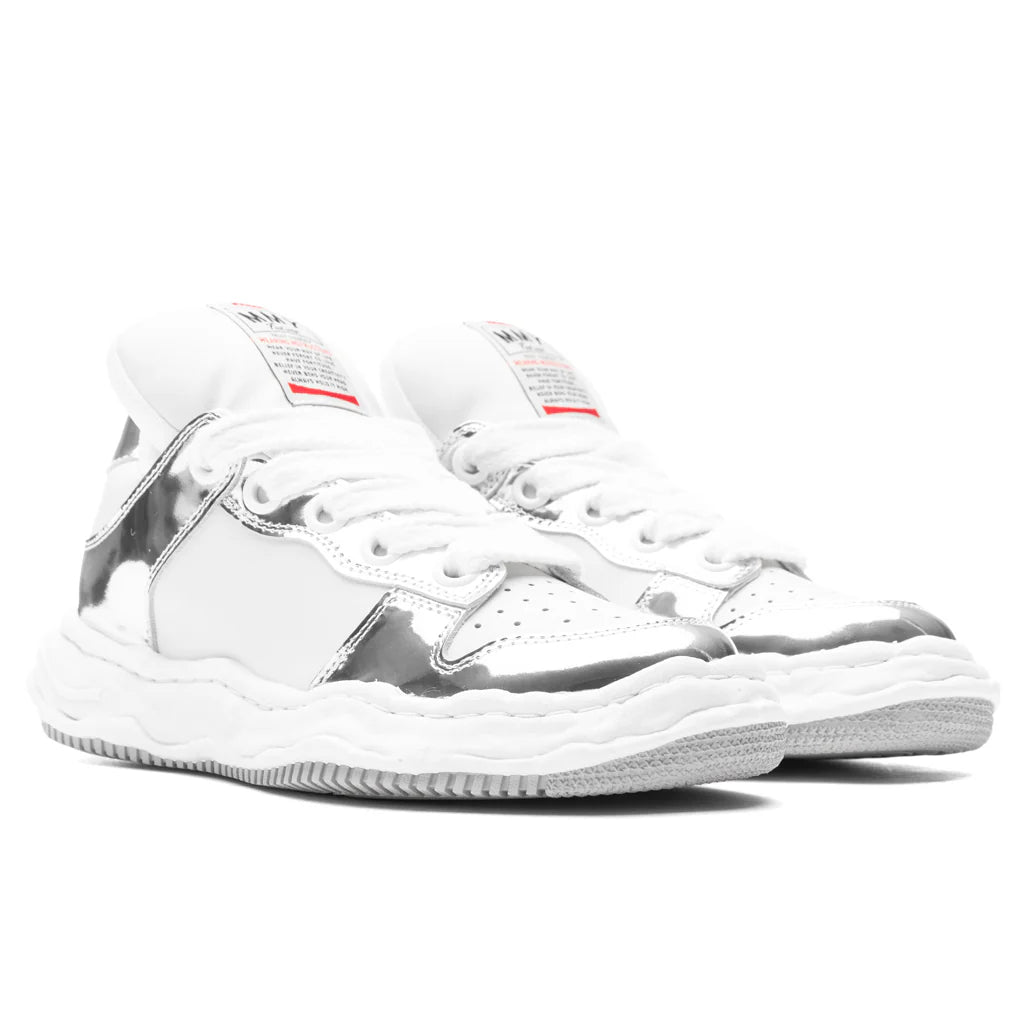 Wayne Low Top Sneakers Silver White