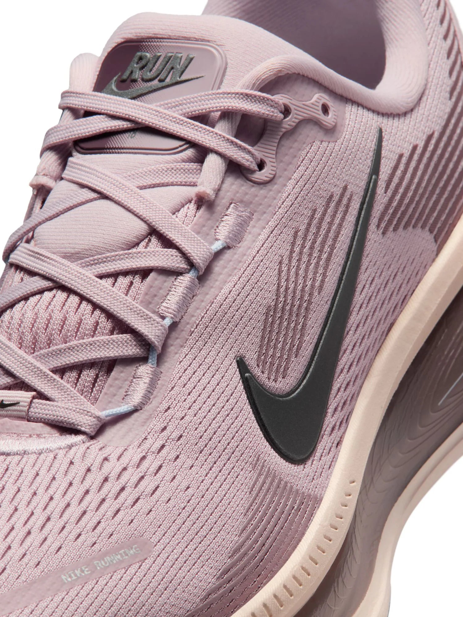 Nike Vomero 18 Womens Shoe