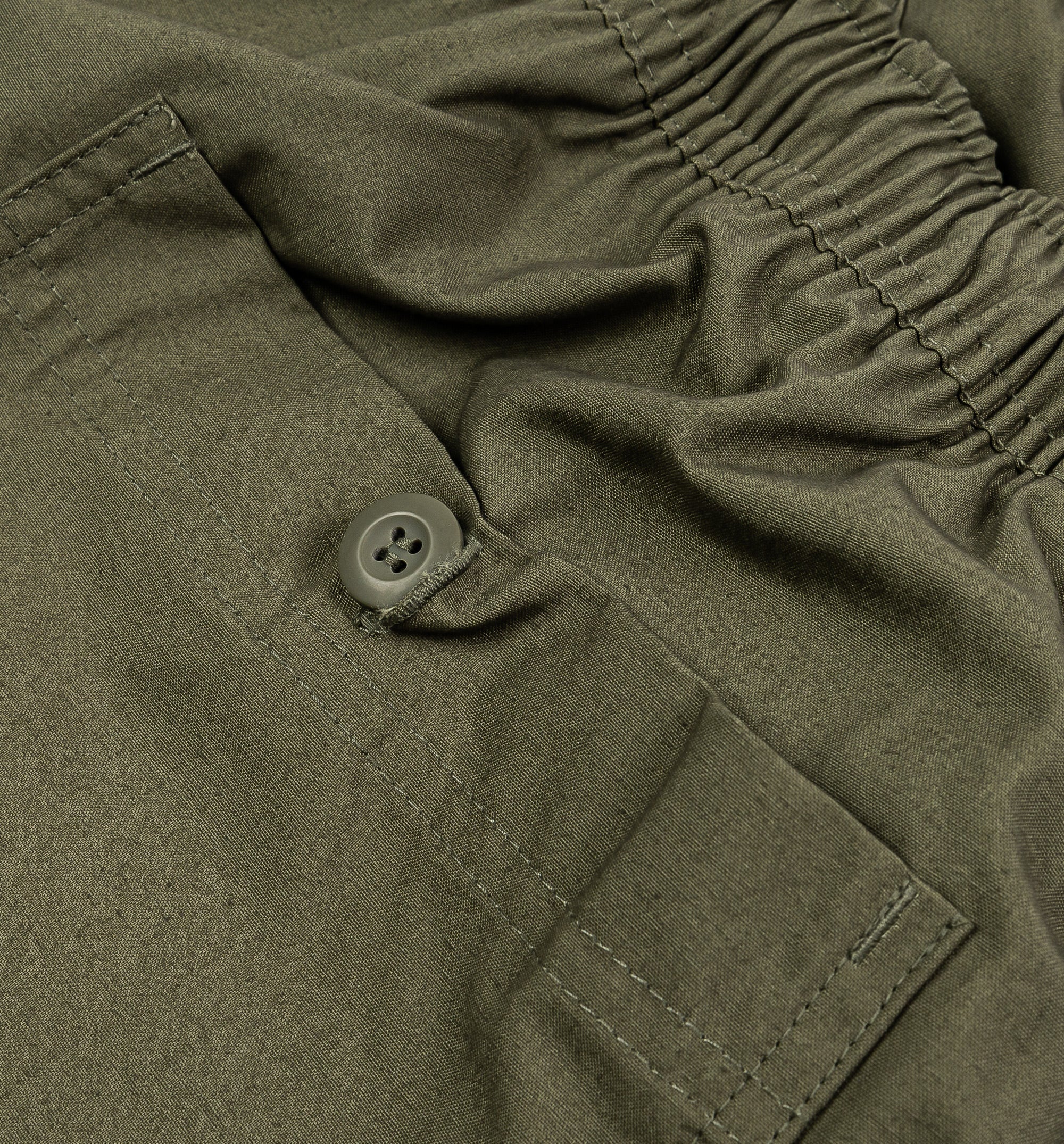 NSW Club Oversized Mens Shorts Medium Olive Medium Olive