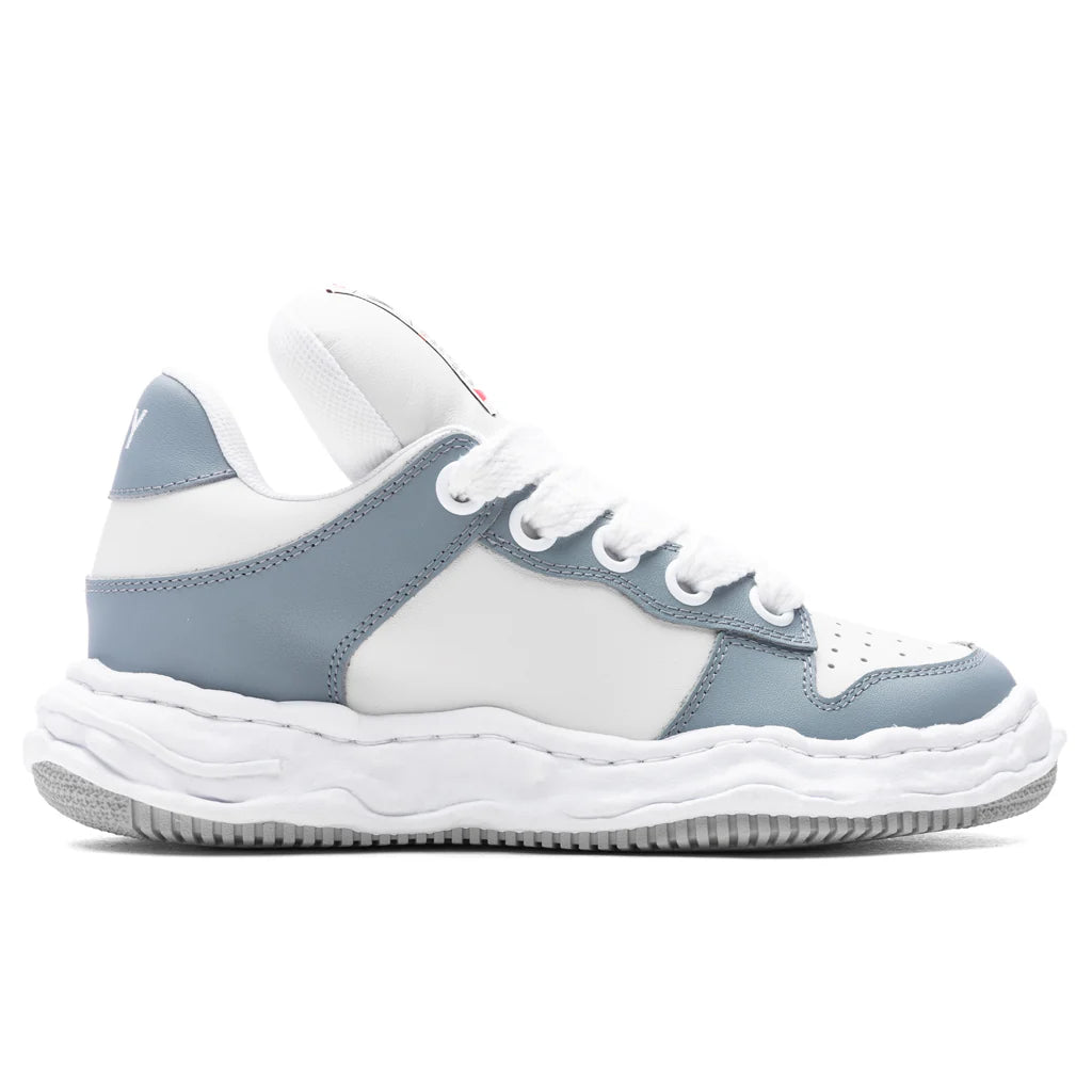 Wayne Low Top Sneakers Grey White