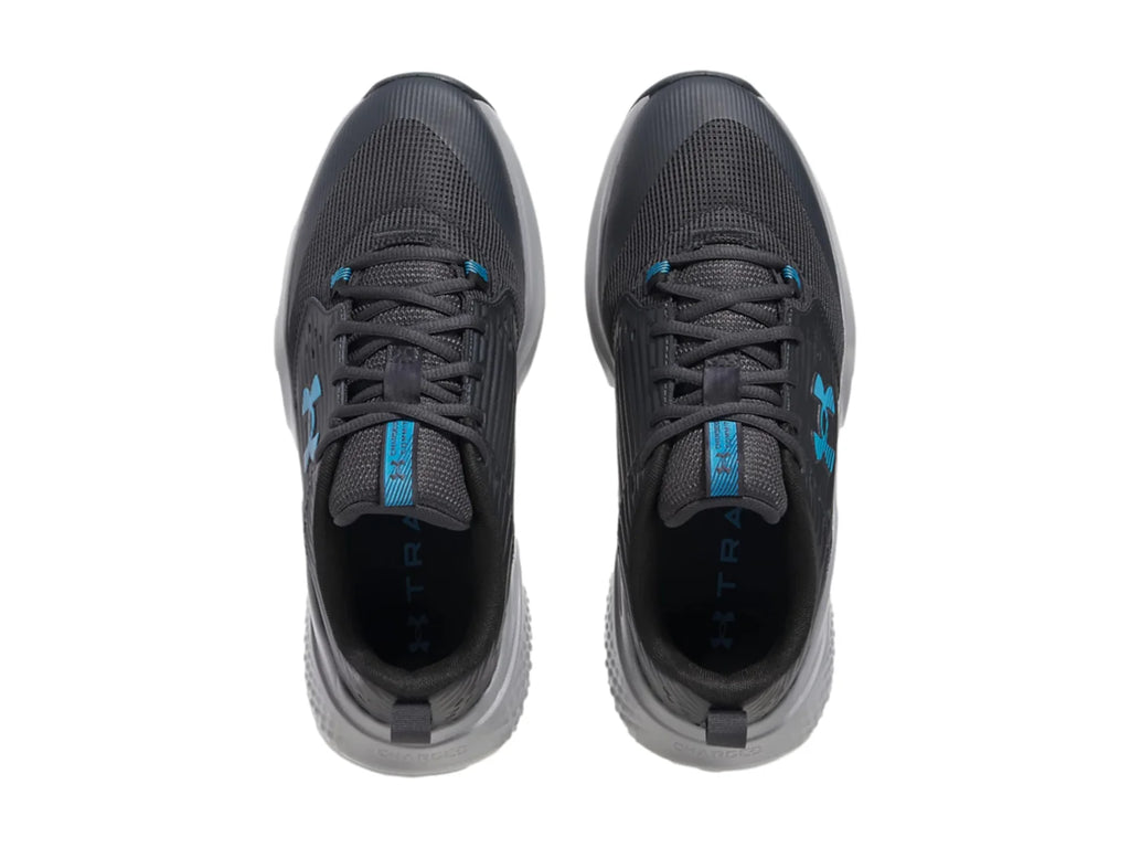 Tenis Under Armour Charged Commit TR 4 Gris para Hombre